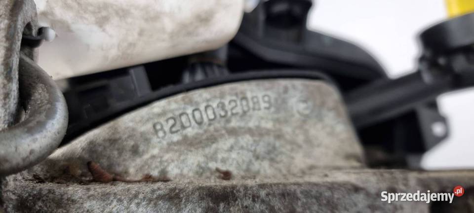 SILNIK KOMPLETNY RENAULT CLIO II 268270 sprzedam