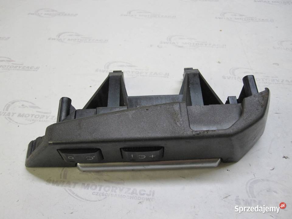 FREELANDER II 08r przełączniki kierownicze sprzedam