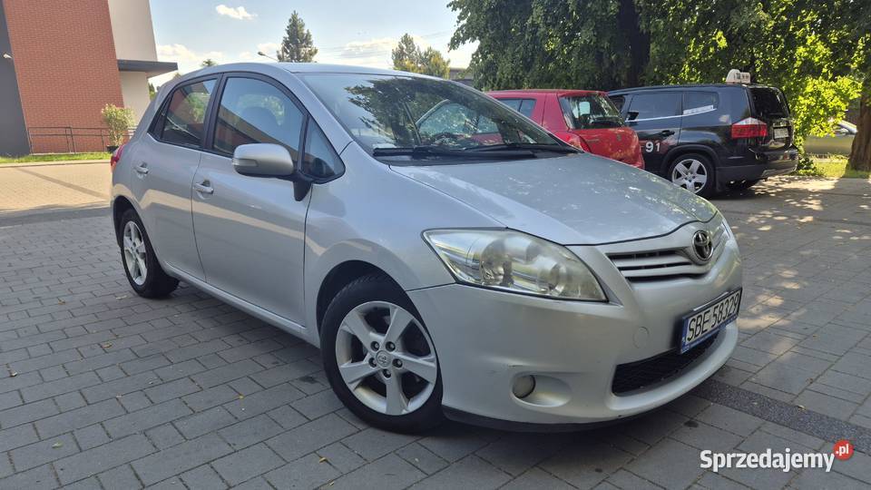 TOYOTA AURIS 20 DIESEL 2011 D4D 2009