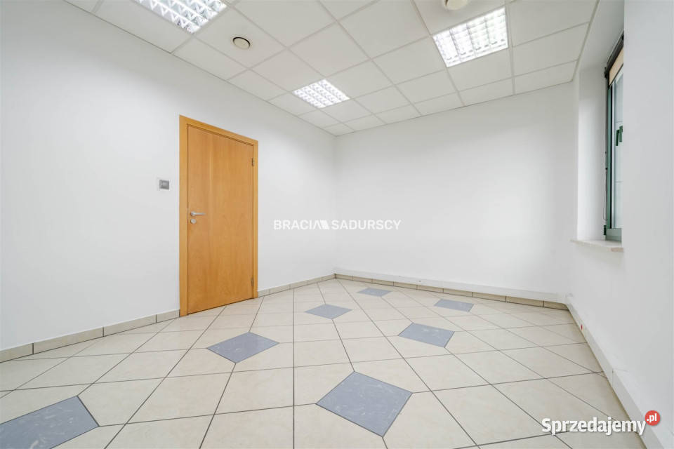 Lokal Kraków Jasnogórska 11 metrów dojazd asfaltowy sprzedam