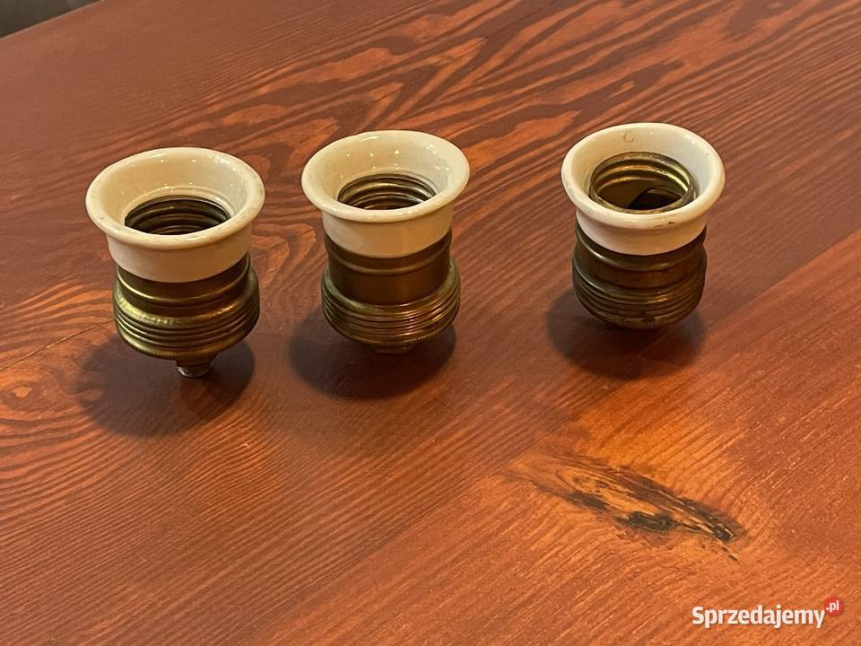 Stare oprawki mosiężna z porcelanką E27 Chudów