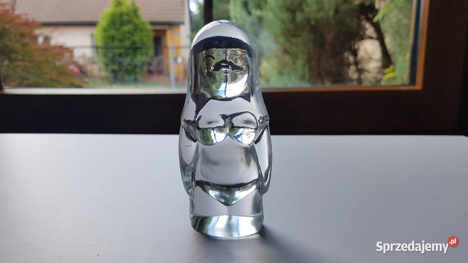 Szklana figurka Baba z serii Rodzina Ząbkowice
