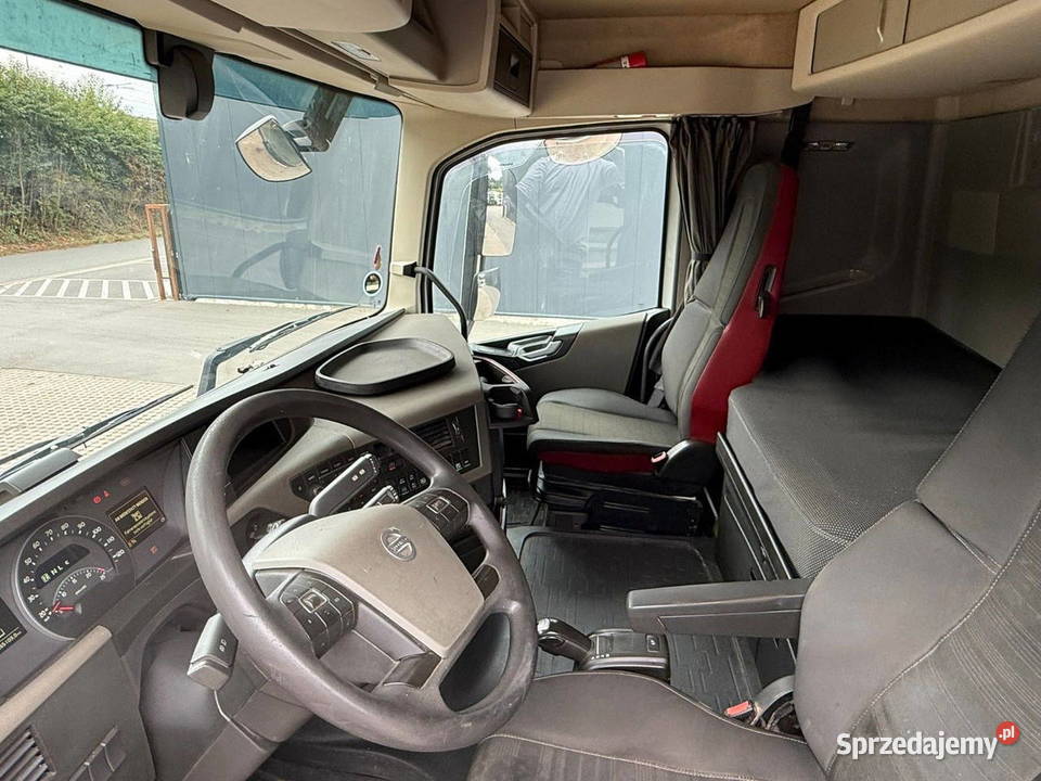 Volvo FH 500 6x4 klonice dzwig do drewna do nie Warszawa sprzedam