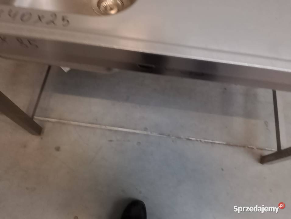 Stół ze zlewem i otworem na odpadki 120x60x85 Wrocław