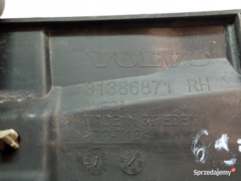 OSŁONA PASA PRZEDNIEGO PRAWA V90 31386871 Volvo sprzedam