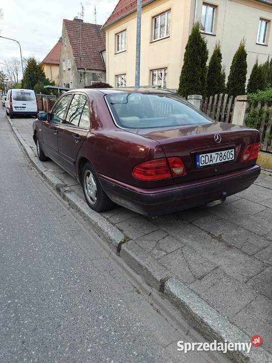 Mercedes E 220 Diesel W210 345607km Słupsk sprzedam
