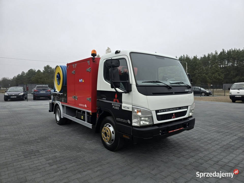 Mitsubishi RIONED COMBI WUKO DO CZYSZCZENIA 180KM świętokrzyskie Daleszyce