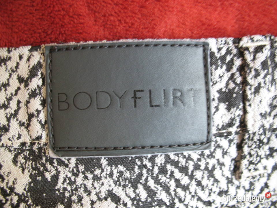 Szorty spodenki Jeans 38 M biodra 96 Siedlce