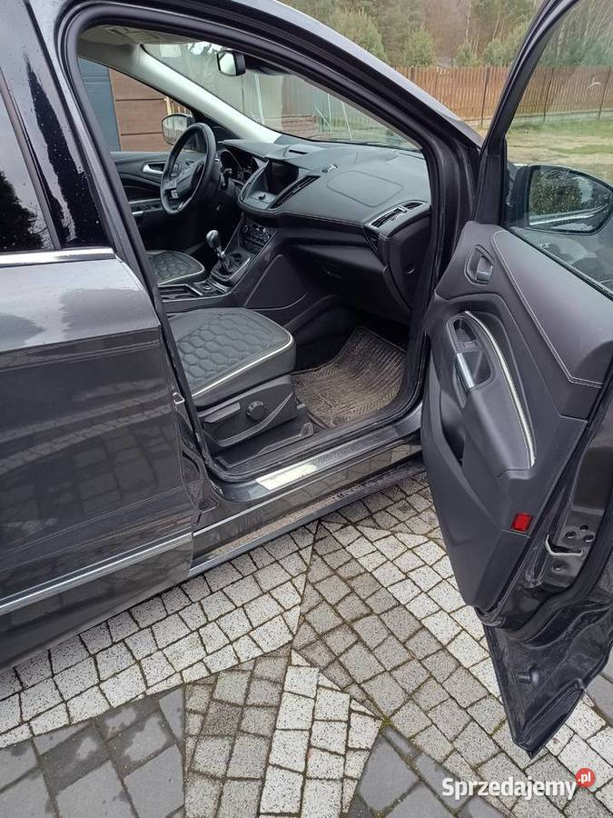 Ford Kuga Vignale manualna świętokrzyskie Staszów