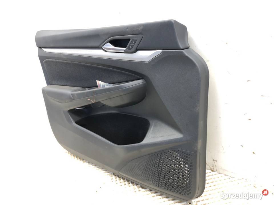 BOCZEK DRZWI LEWY PRZÓD VW GOLF VIII Hatchback