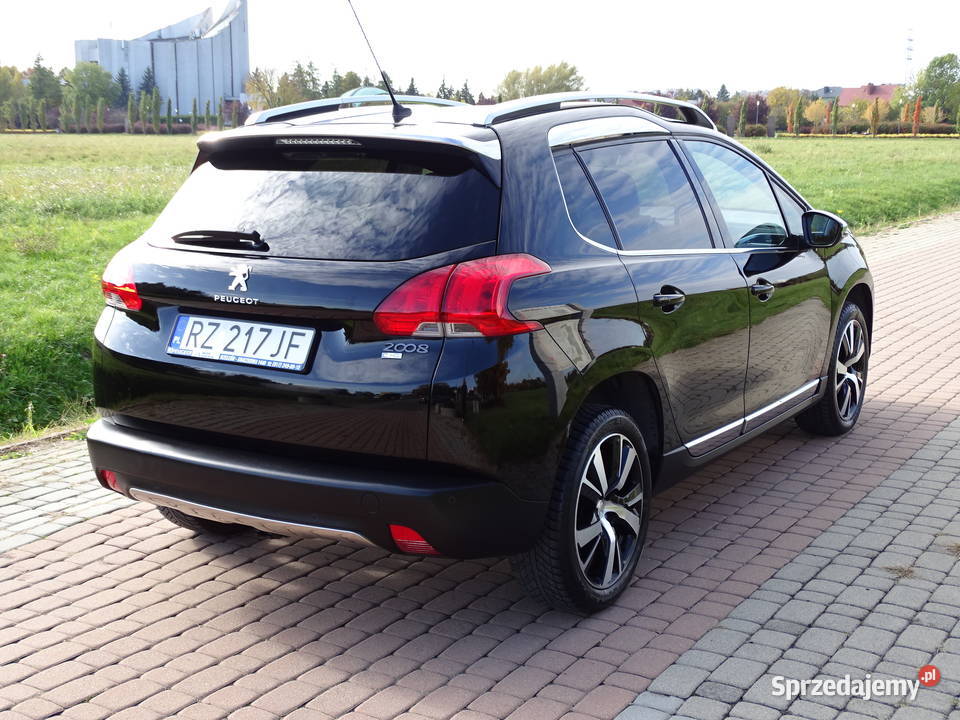 PEUGEOT 2008 ALLURE Navi LED ALU 17 ok 50l100 lakier metallic Rzeszów