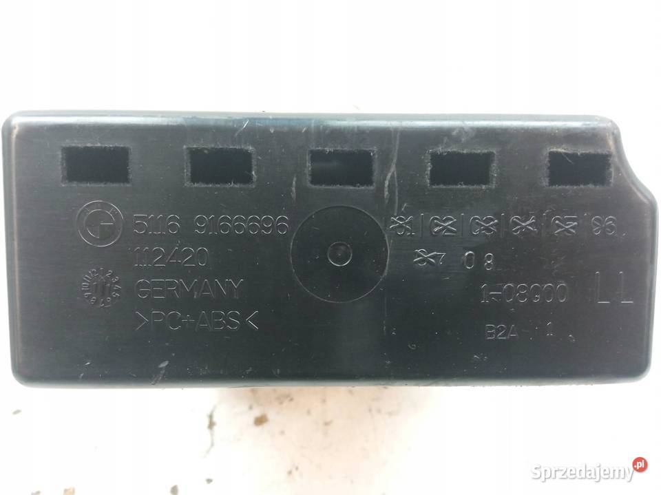 SCHOWEK LEWY KIEROWCY EUROPA Bmw Seria 5 VI 2010