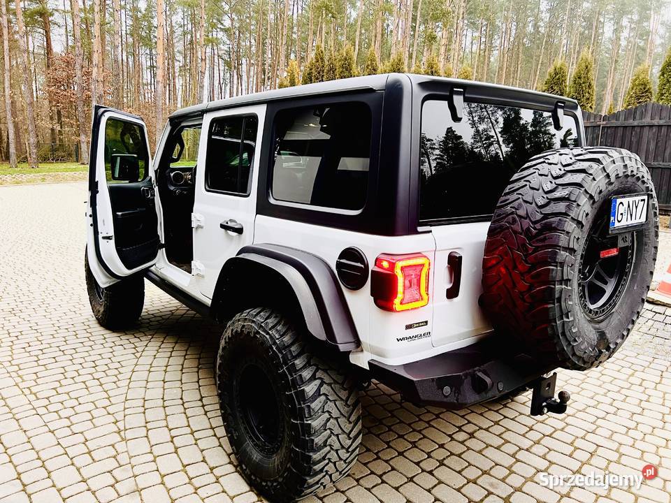 Jeep Wrangler Willys Unlimited 30 V6 CRD 264 Reda