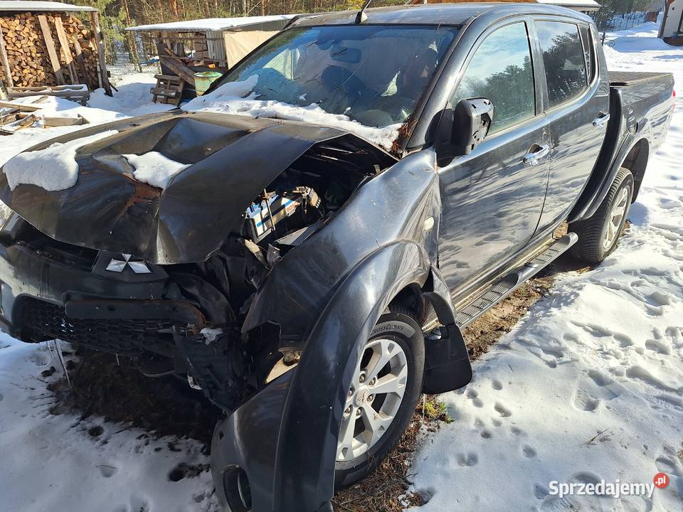Mitsubishi L200 2011r uszkodzony lubelskie Biłgoraj