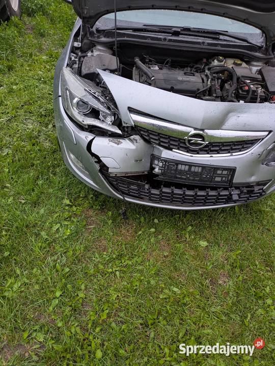 Opel Astra j turbo 16 kolizji Giżycko