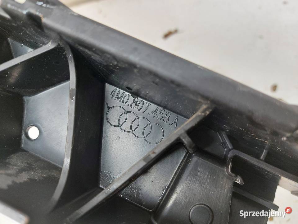 Audi Q7 II LIFT 4M0 TFSI ślizg mocowanie