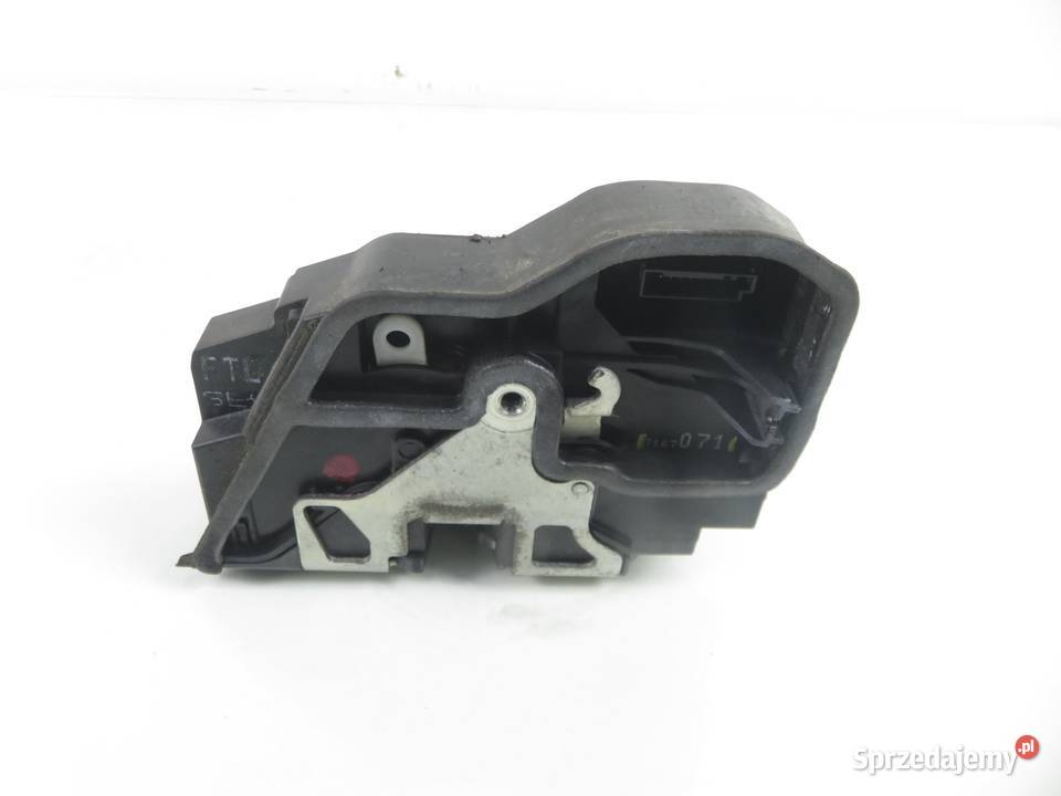 ZAMEK LEWY PRZEDNI BMW 5 E60 7167071 Zamki, wkładki i kluczyki