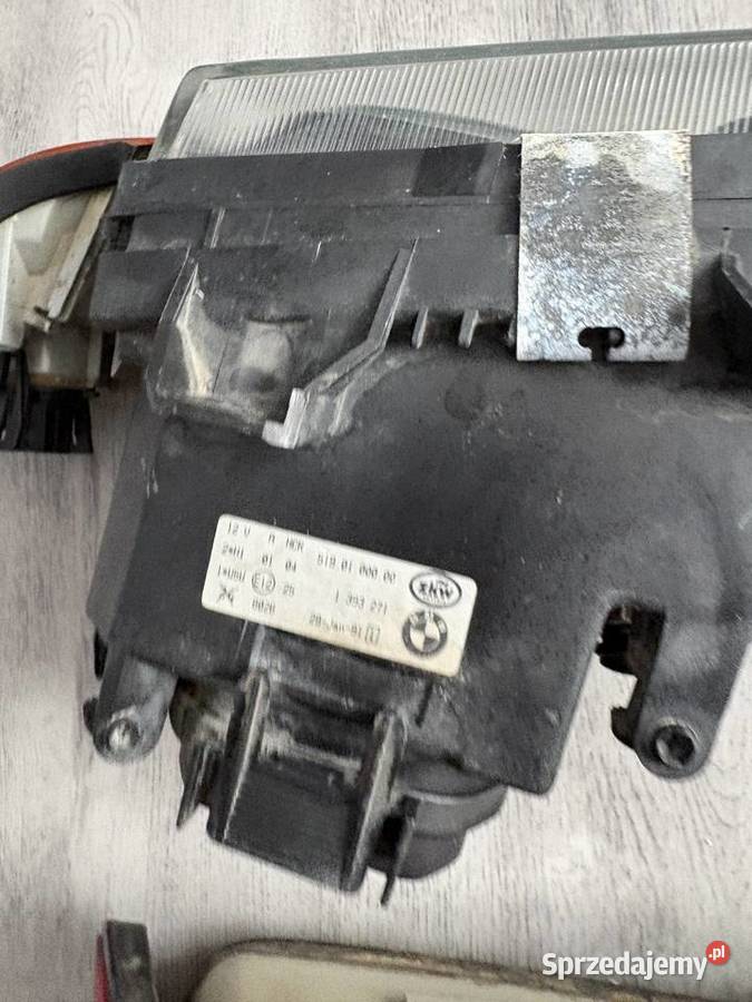 Lampy Leflektory Komplet BMW E36 ZKE 1991 Żory