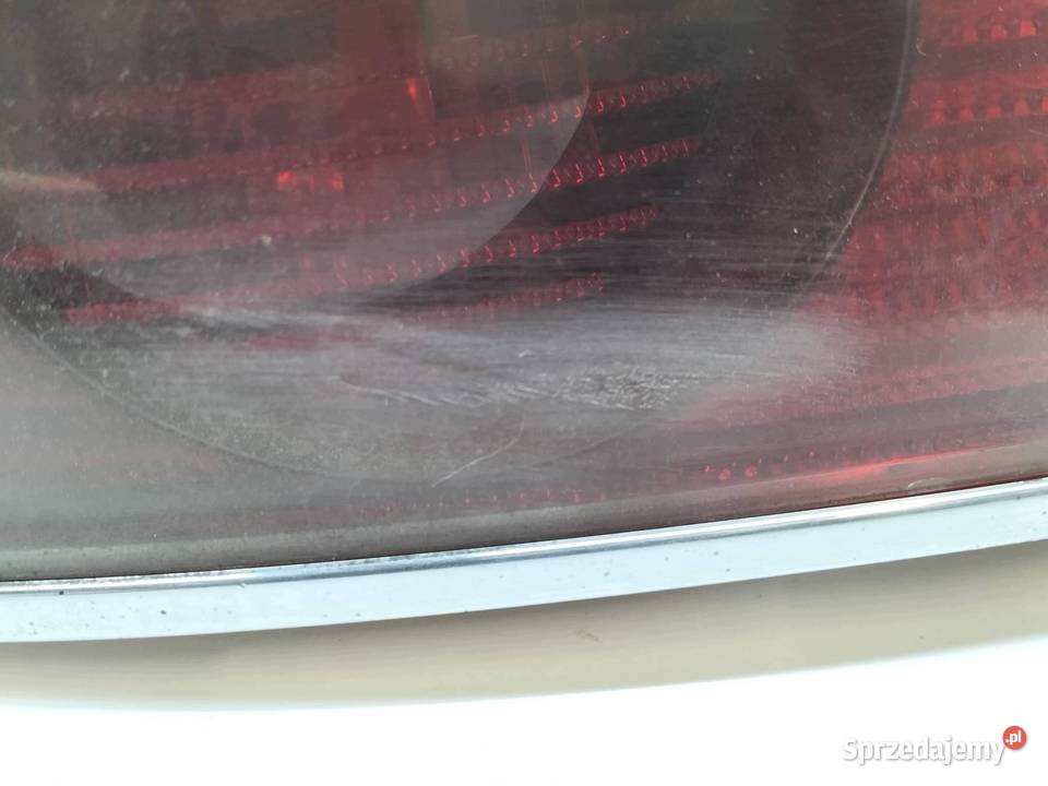 LAMPA TYŁ LEWA SEDAN LIFT 3B7945095D VW