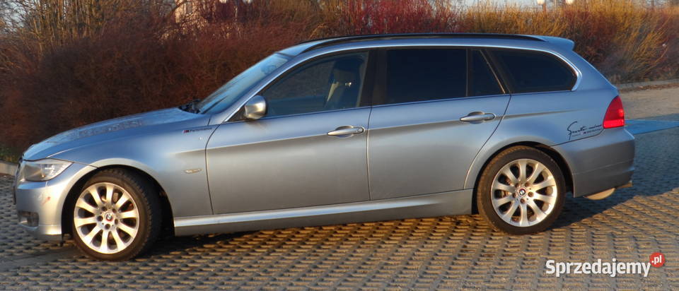 BMW 325 i 30 218 E90 Stan radio