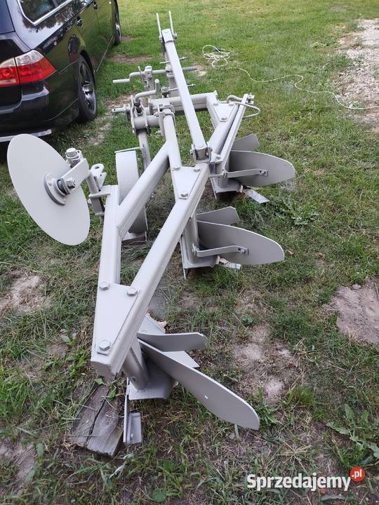 Pług 3 skibowy Unia Grudziądz łódzkie Domaniewice