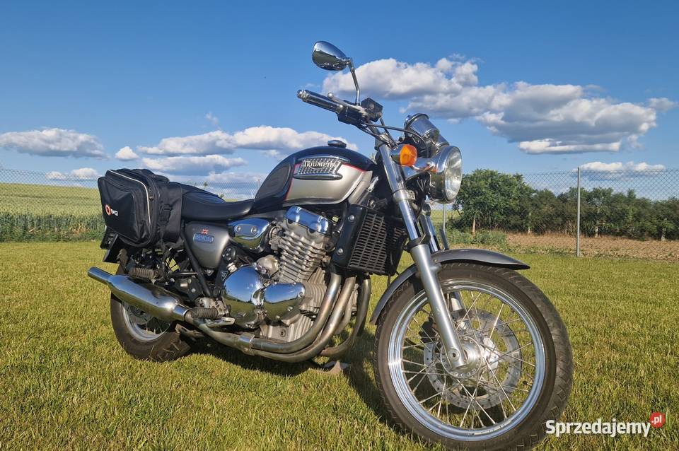 ŁADNY TRIUMPH THUNDERBIRD nieuszkodzony sprzedam