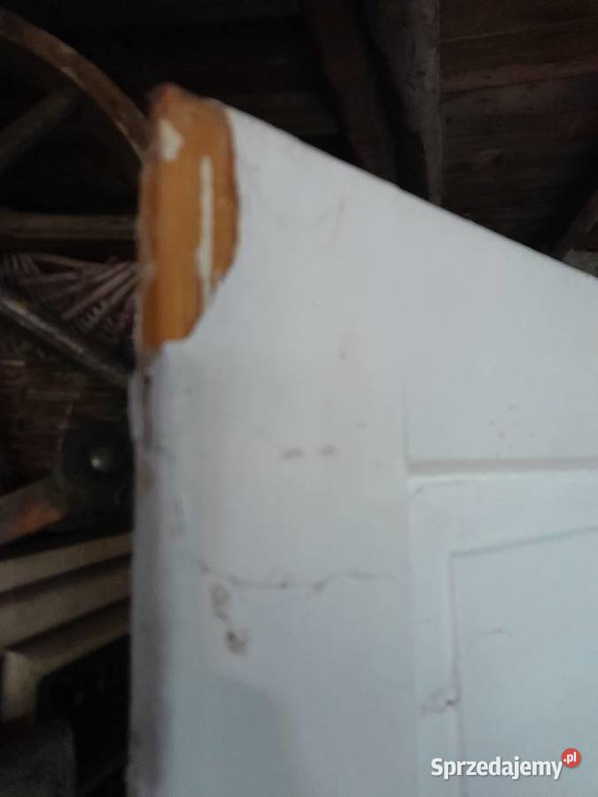 Stare drewniane drzwi zabytek PRL retro vintage Dąbrowa Górnicza