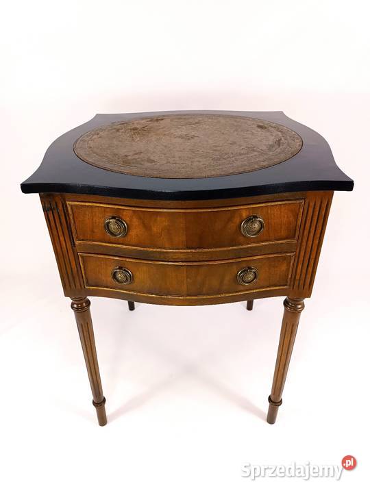 Drewniany stolik z szufladkami vintage