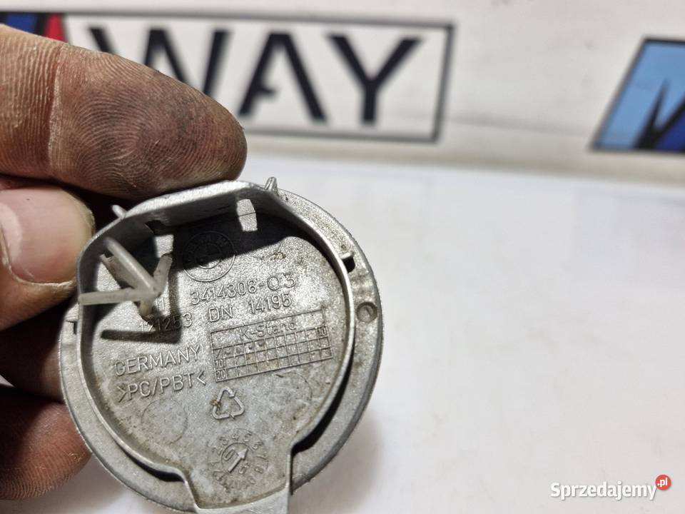 BMW X3 E83 ZAŚLEPKA HAKA HOLOWNICZEGO 3414308