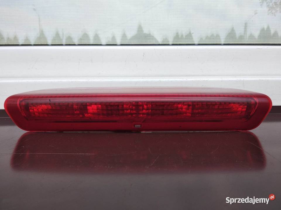 Peugeot 307 SW kombi lampa trzecie światło stop Sieradz