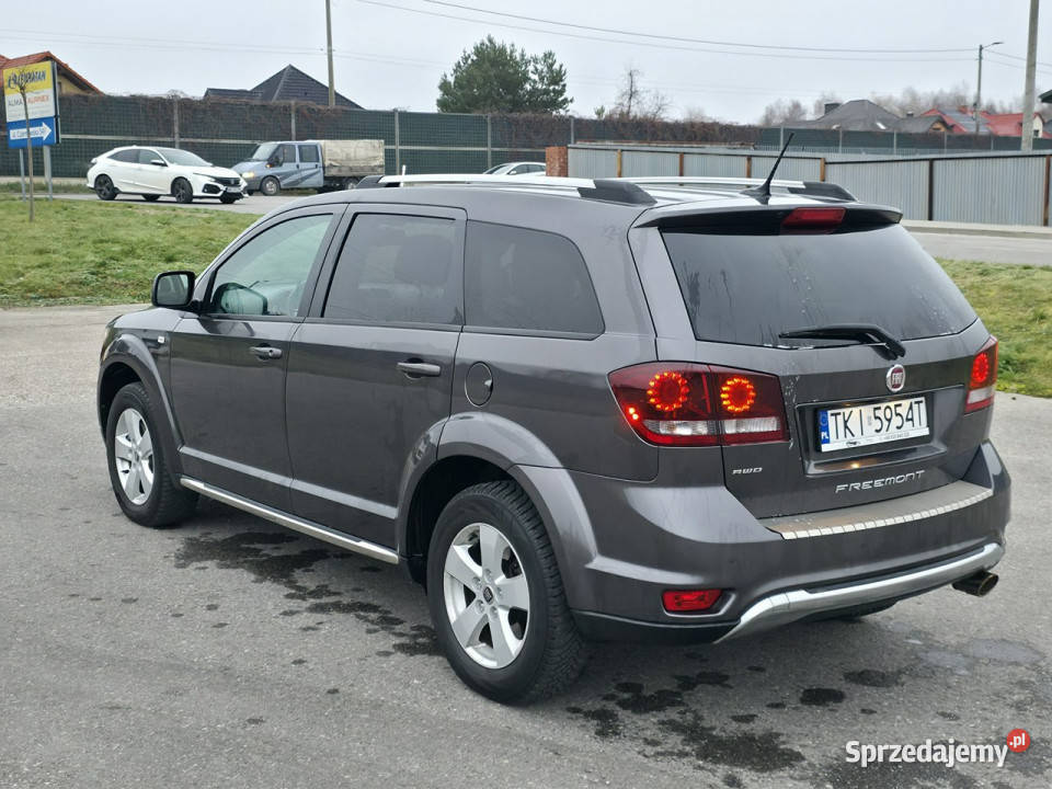 Fiat Freemont 20 Diesel Serwisowany Gwarancja SUV świętokrzyskie Piekoszów
