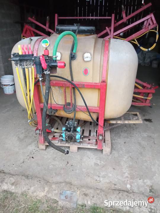 Opryskiwacz Hardi 1000l 18m Dębica sprzedam