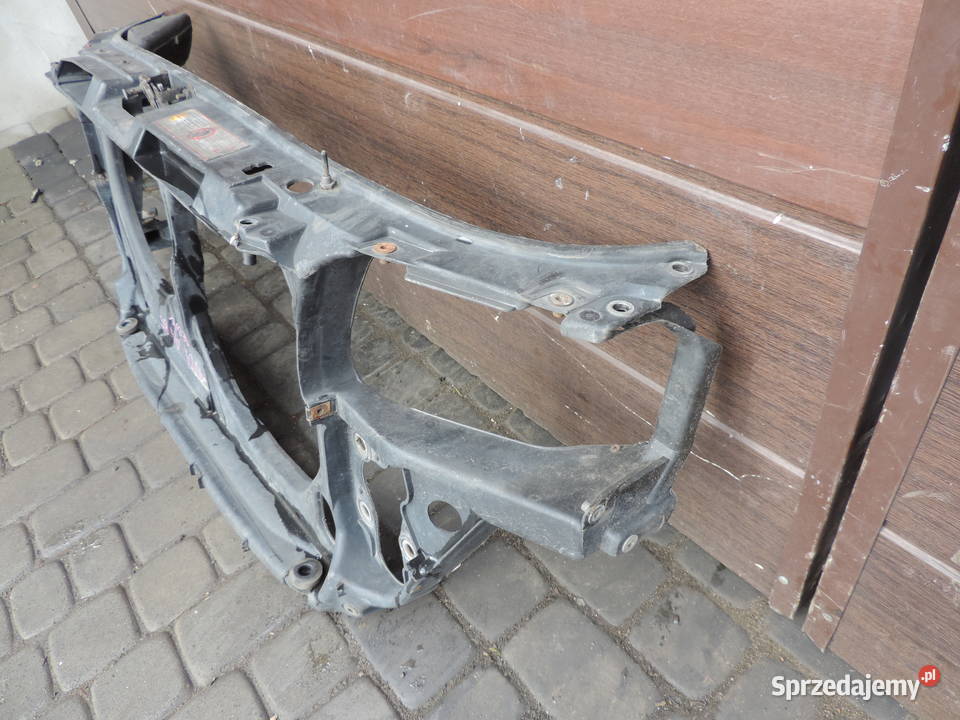 AUDI A4 B5 PAS PRZEDNI WZMOCNIENIE
