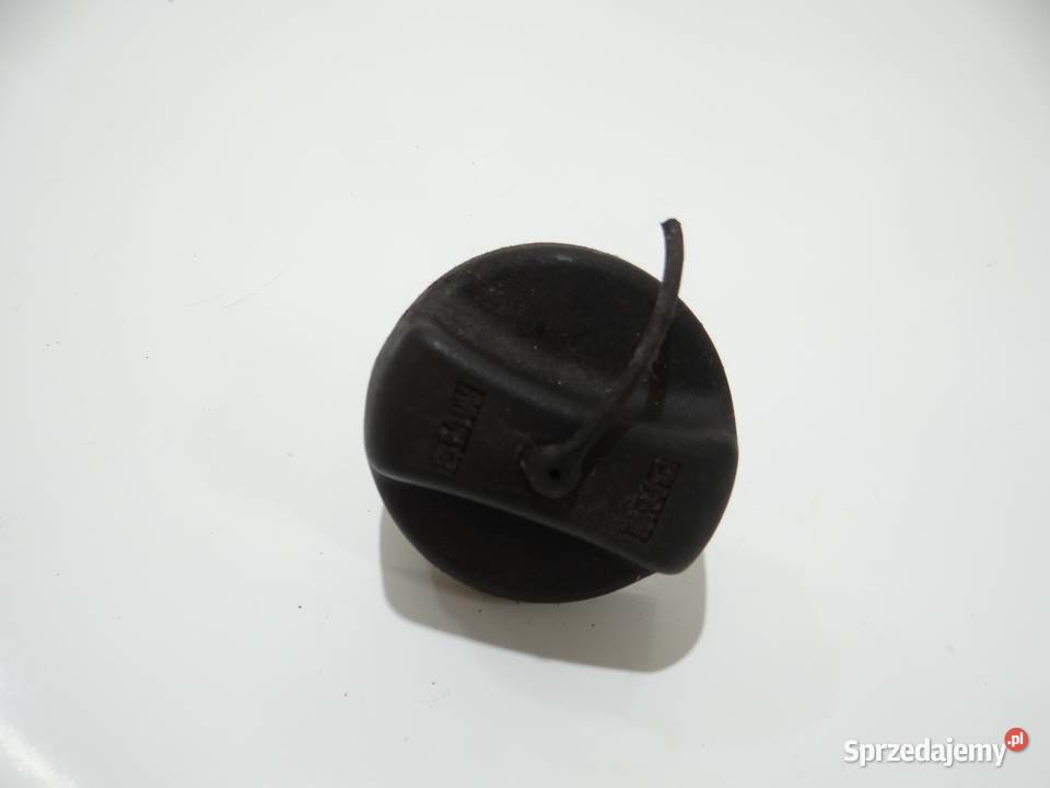 KOREK WLEWU PALIWA BMW E60 E81 E88 Korki wlewu Strzyżewice