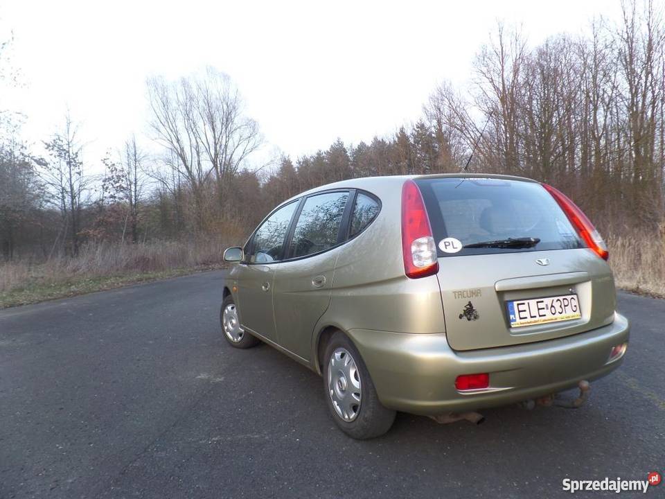 Zadbana Tacuma Ben Gaz centralny zamek Łęczyca