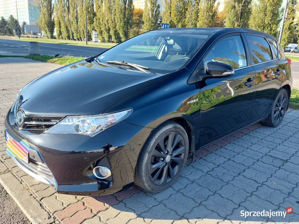 Toyota Auris II 18 hybryda Individual Edition skórzana tapicerka Rzeszów