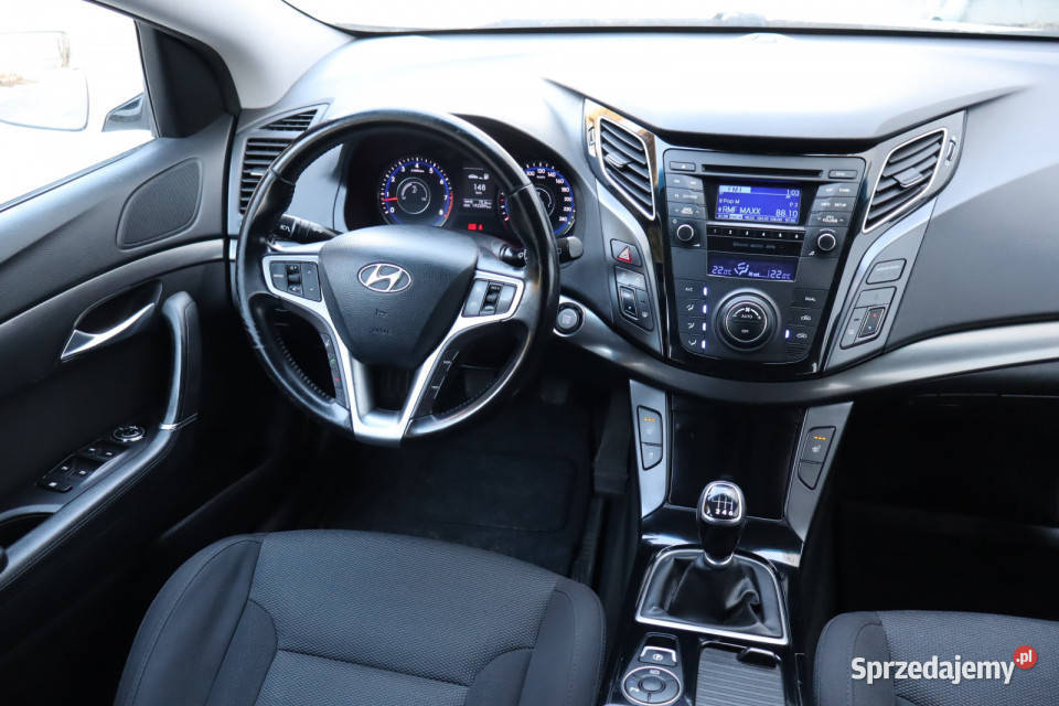 Hyundai i40 16 GDI sprzedam