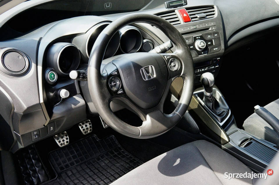Honda Civic salon Polska super stan I właściciel tempomat sprzedam