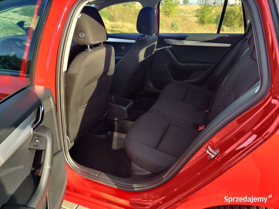 Skoda Octavia 16 TDI światła do jazdy dziennej pomorskie Kościerzyna