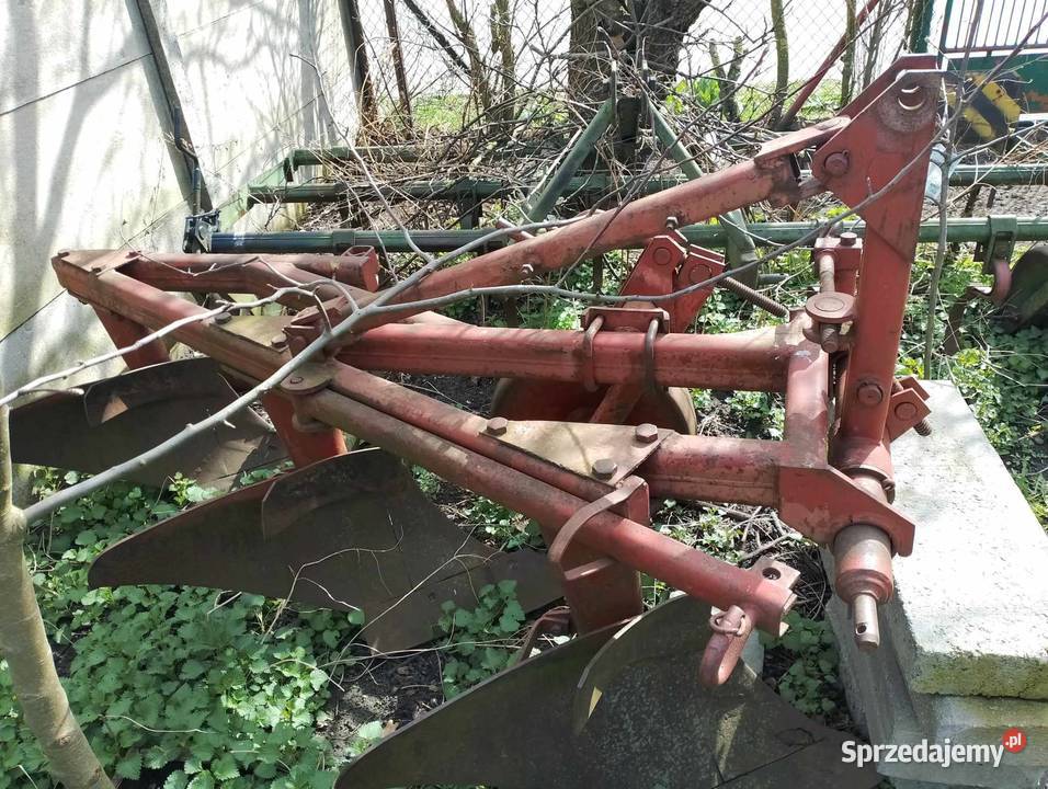 Pług 3 Grudziadz Kultywator nieuszkodzony Szadek