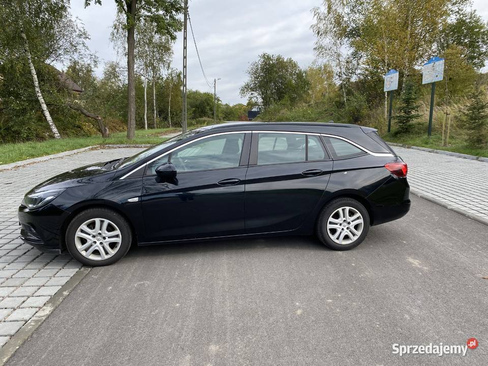 Sprzedam Opel Astra K kombi 16 CDTI serwisowany w ASO małopolskie Rząska