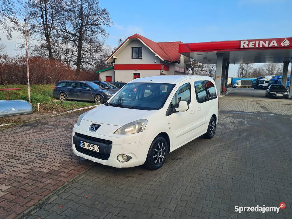 FVAT 23Peugeot Partner Tepee 5 osobowy HAK 16 Bujaków