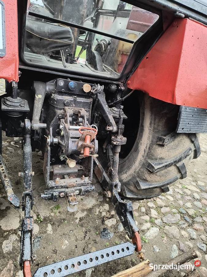 Ursus C385 solidny i niezawodny ciągnik rolniczy