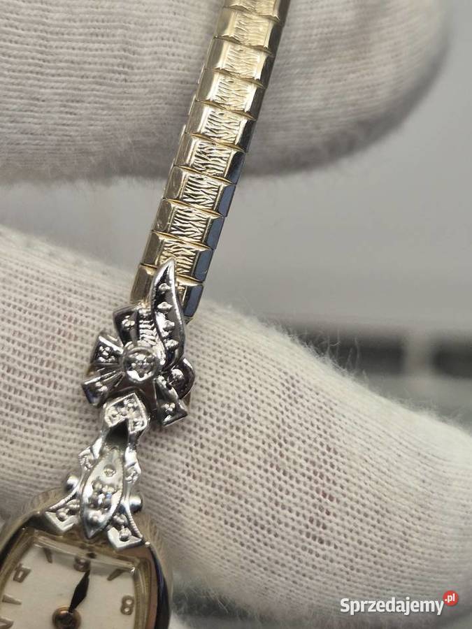 Zabytkowy zegarek damski BulovaDiamond