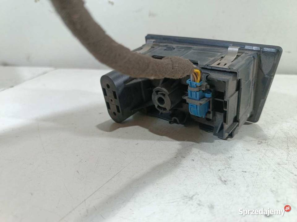WŁĄCZNIK ŚWIATEŁ OPEL ASTRA III wielkopolskie sprzedam