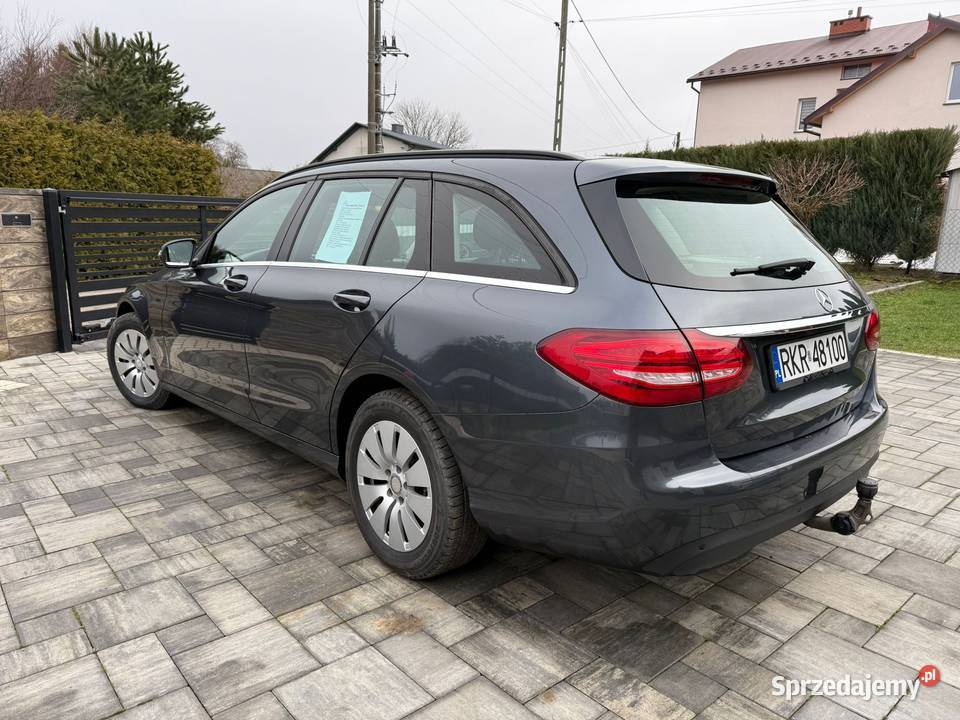 MercedesBenz Klasa C 2015 nieuszkodzony sprzedam