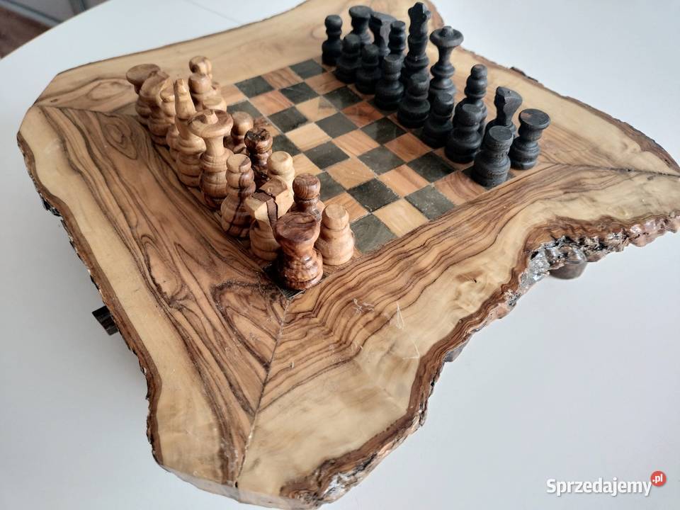 Szachy z drewna oliwnego Kamień Pomorski
