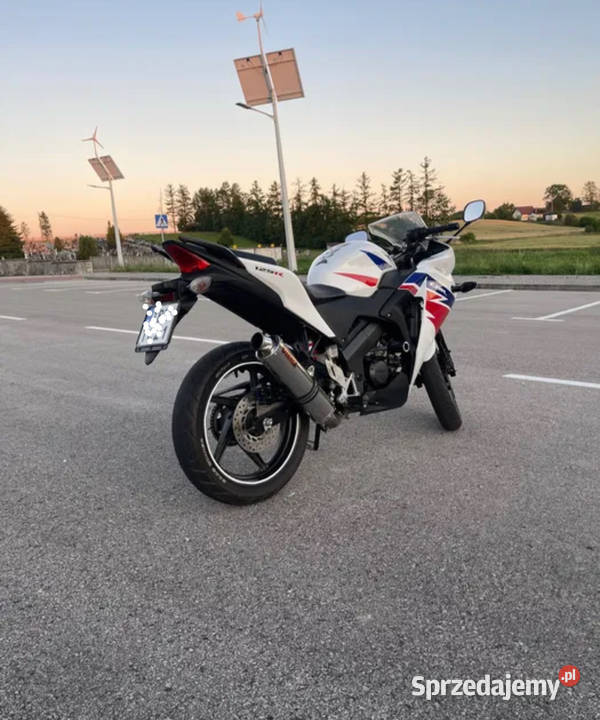 Honda CBR 125 JC50 z polskiego salonu Busko-Zdrój