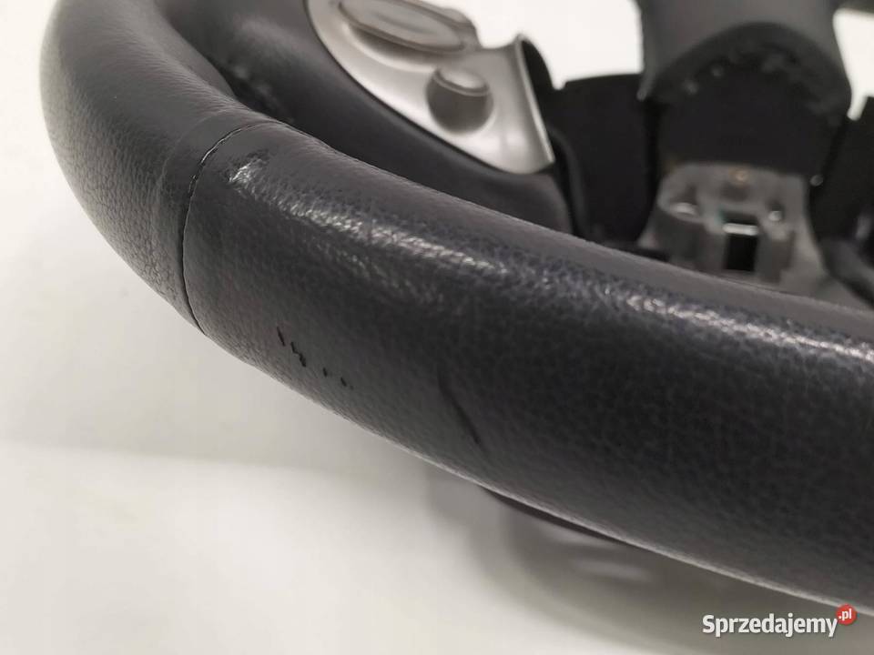 KIEROWNICA MULTIFUNKCJA K13 Nissan Micra IV 2010 Rok produkcji 2011 Kierownice