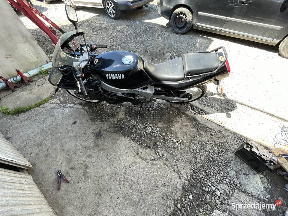 Fzr 600 uszkodzony Cieszyn sprzedam